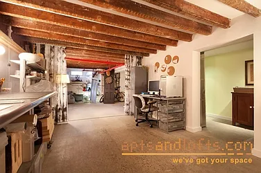 Rented by aptsandlofts.com