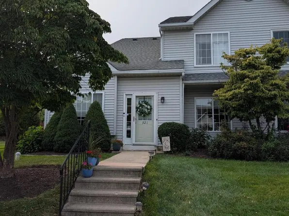 321 Wind Ripple Ct, Harleysville, PA 19438