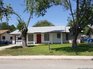 5227 Crown Ln, Kirby, TX 78219