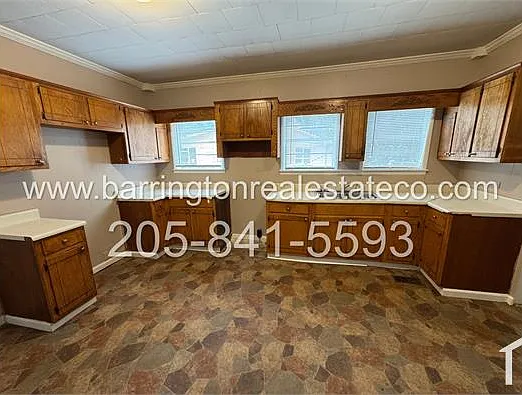 2516 Powderly Ave SW — Photo 3