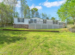 1205 Peterson Rd, Greenback, TN 37742