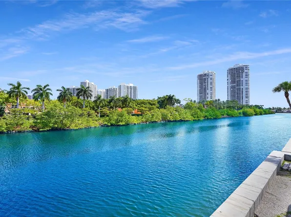 3675 N Country Club Dr APT 2201, Aventura, FL 33180