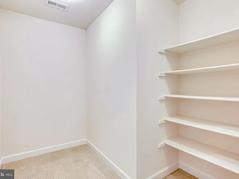 446 Whetstone Glen St — Photo 27