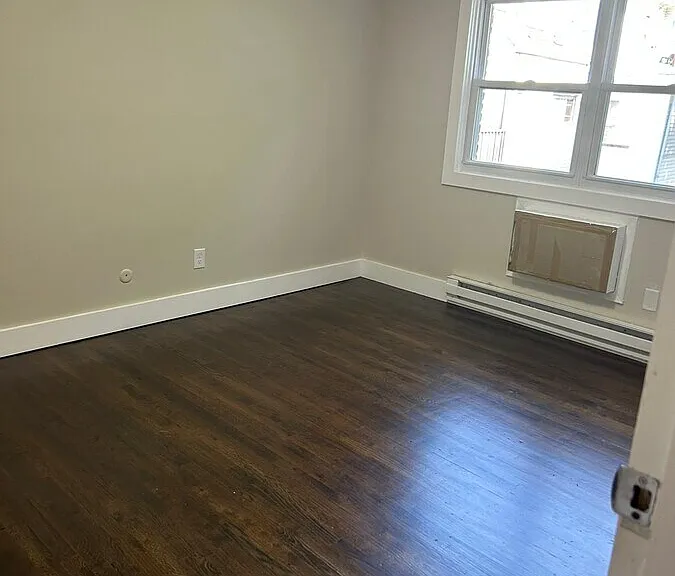287 S Center St #6 — Photo 3
