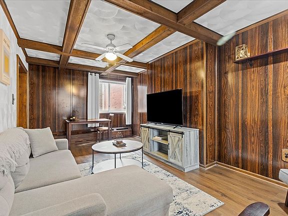 5th image of 149 43rd St Floor 2