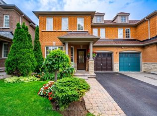 25 Starr Cres, Aurora, ON L4G 7X3