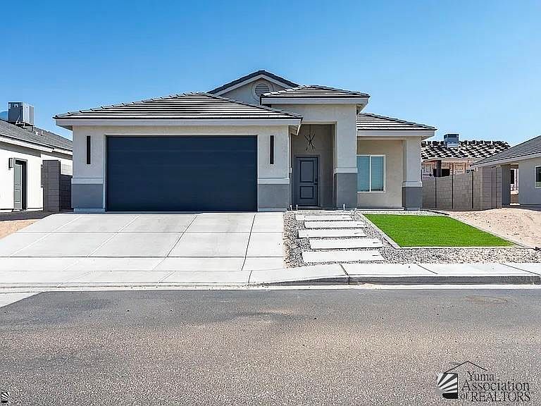 1st image of 10551 E 46th Pl