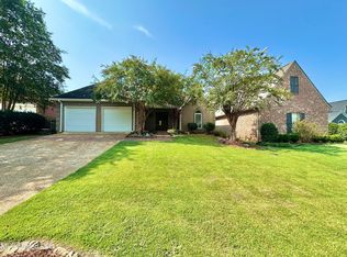 907 Oak Trl, Canton, MS 39046