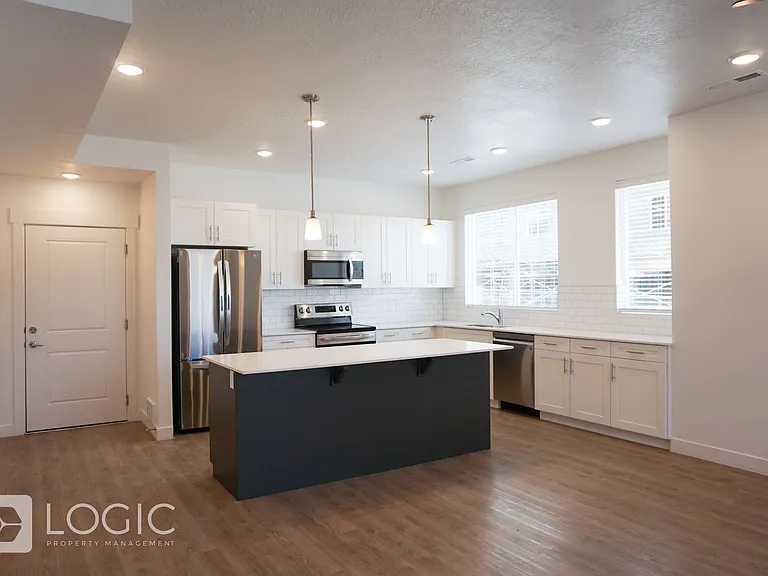 5488 W Ace Ct — Photo 6