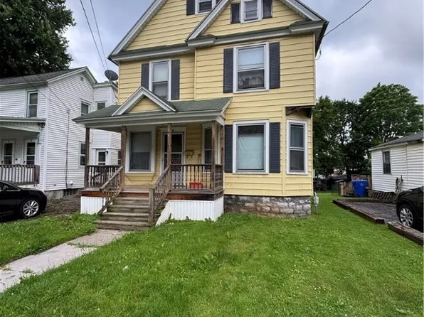 35 Parker St, Auburn, NY 13021