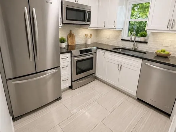 1440 Green Valley CIR #601, NAPLES, FL 34104