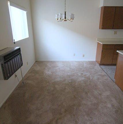 4th image of 270 W Elmwood Ave APT N