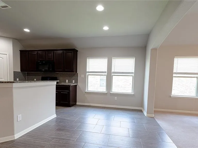 8238 Arezzo Dr — Photo 14