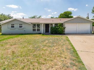 1161 Valley View Ct, Hurst, TX 76053