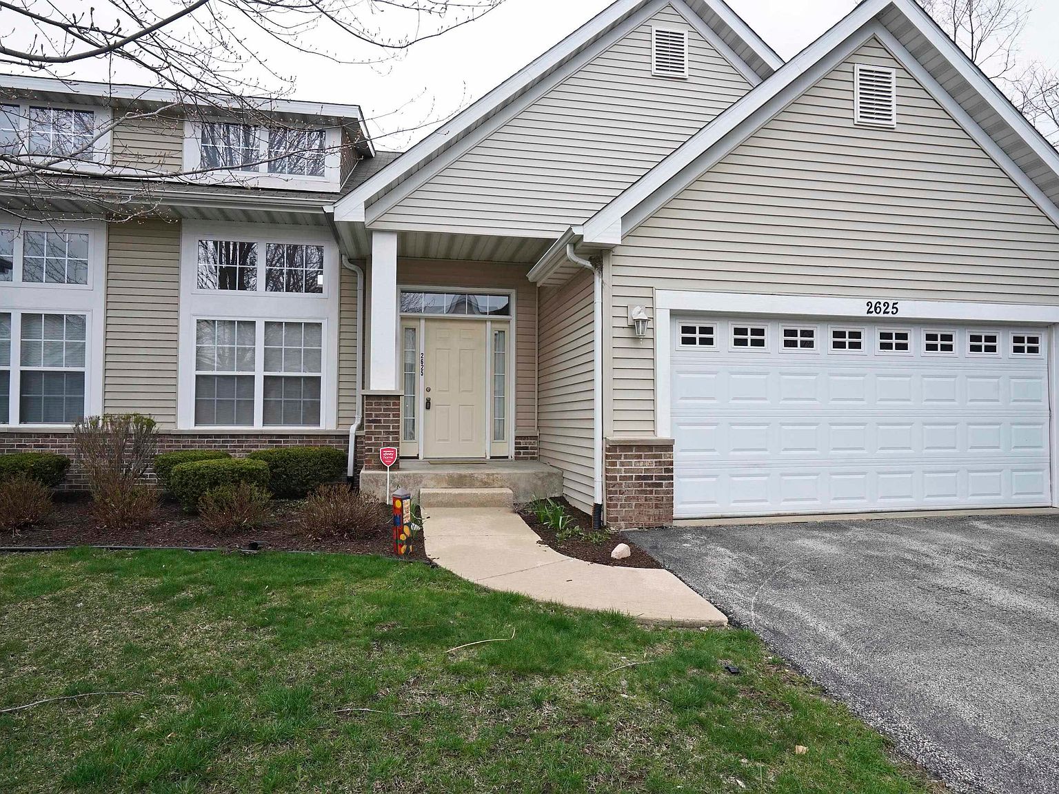 2625 Edson St, Rockford, IL 61103 Zillow