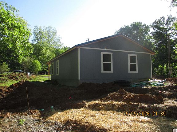 3rd image of 2027 Woodland Dr