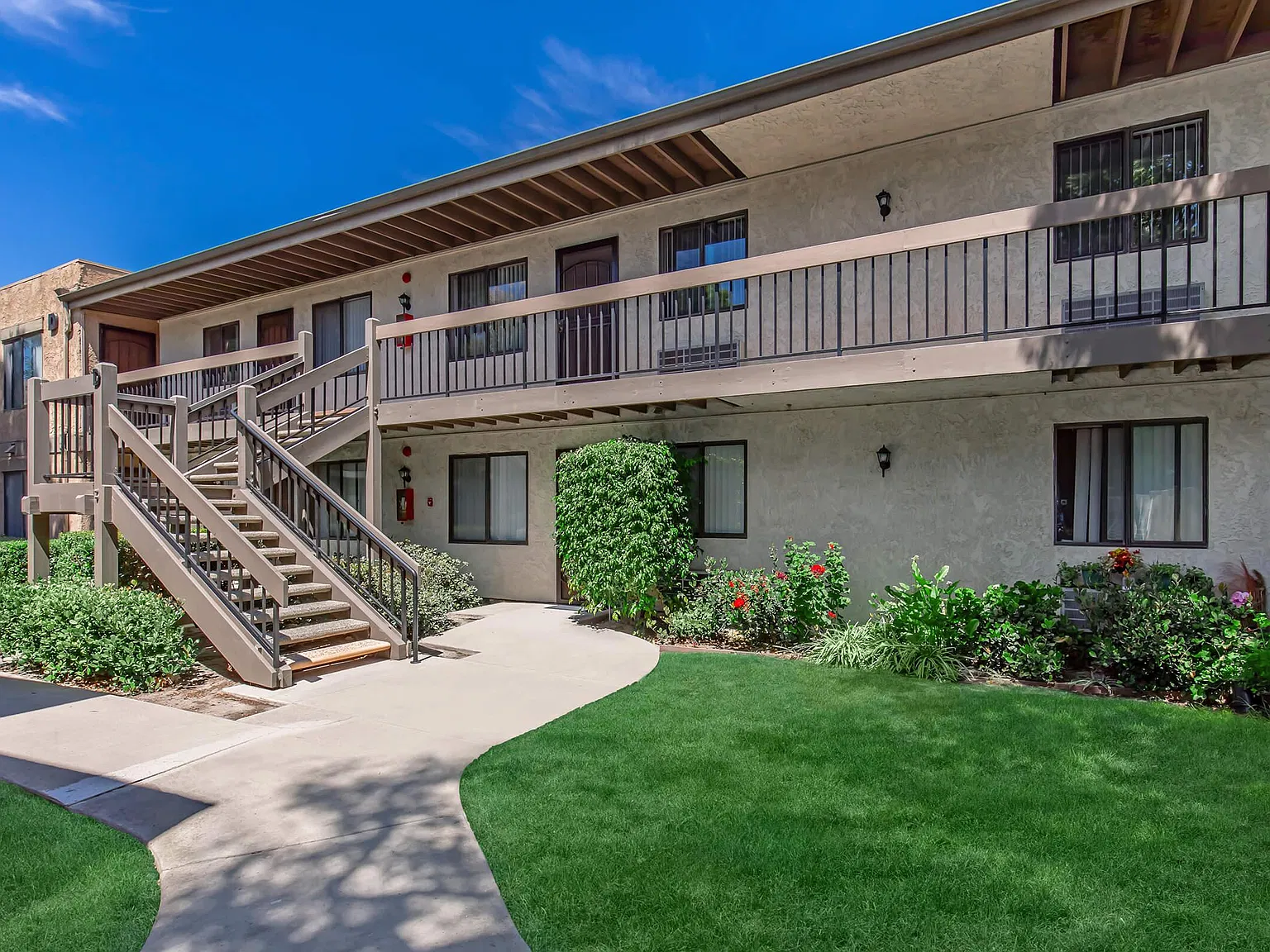 Heritage Park Senior Apartments — Photo 4