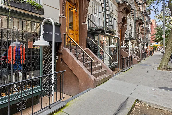 Sold by Corcoran | media 13