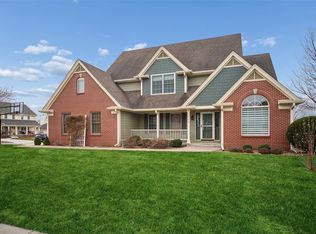 5820 Beechtree Dr, West Des Moines, IA 50266