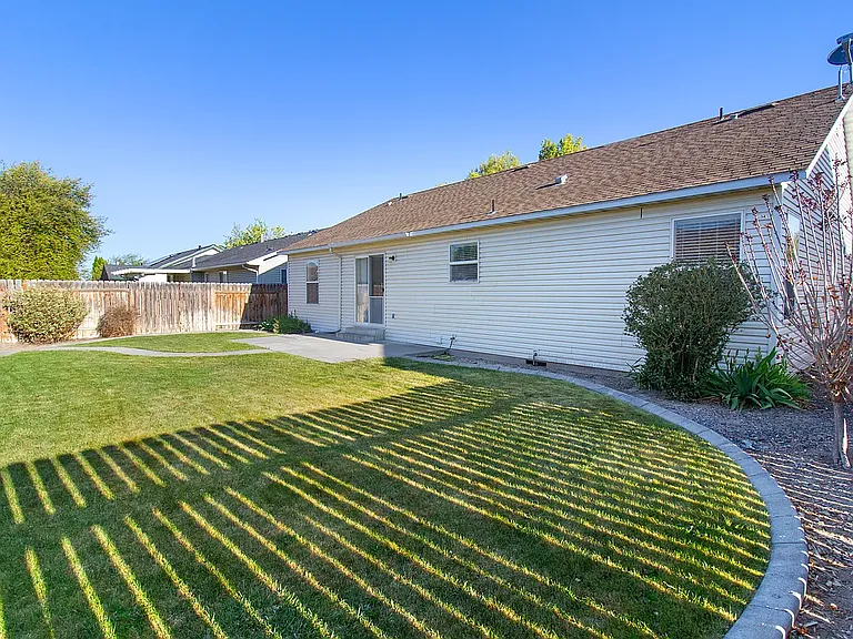 2530 Paintbrush Dr — Photo 5