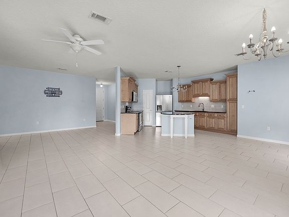 4th image of 4596 Hermosa Rd