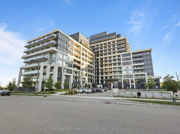 3200 William Coltson Ave #318, Oakville, ON L6H 7W6