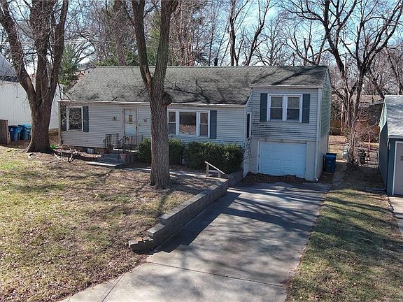 4th image of 7400 Springfield St