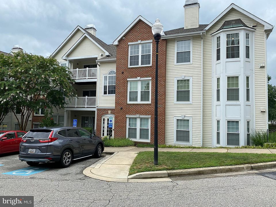 1st image of 3109 River Bend Ct APT D304