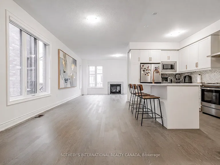 36 Quinton Rdg #UPPER — Photo 6
