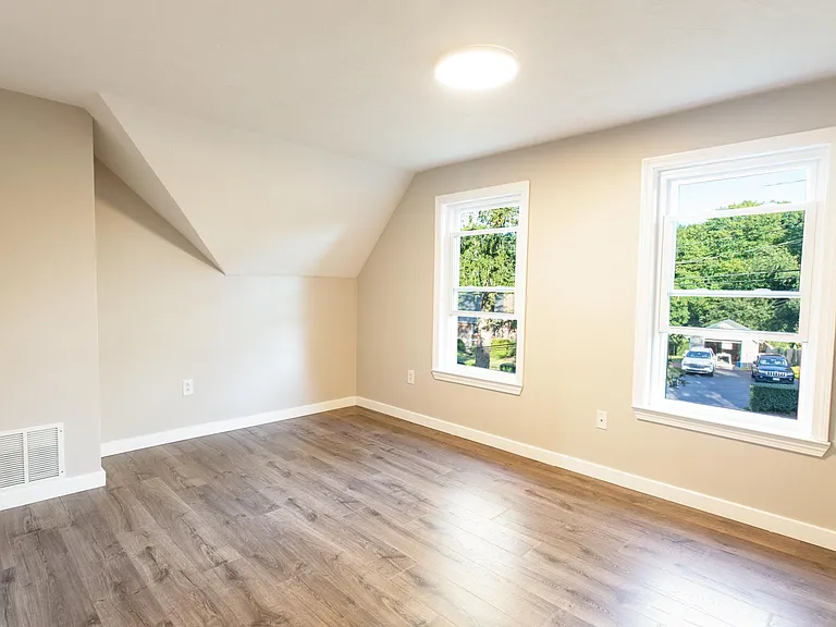 19 Prospect St #2 — Photo 13