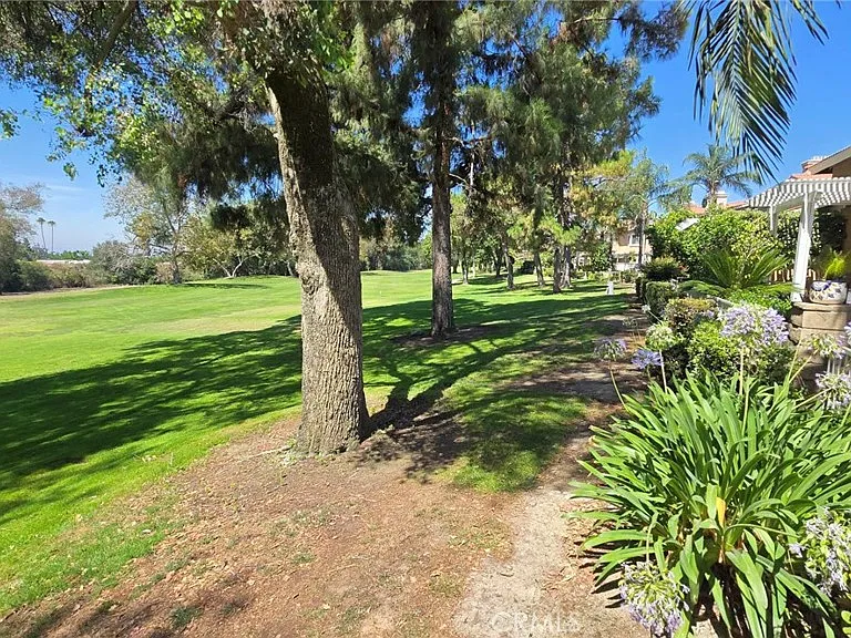 1520 Upland Hills Dr S — Photo 33