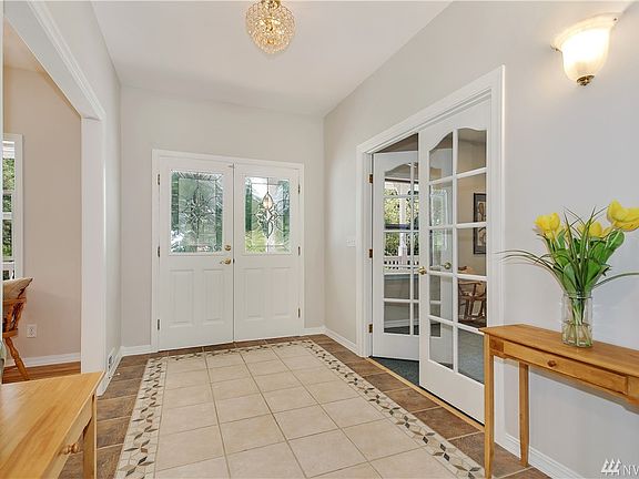 3rd image of 8035 Sands Ave NE