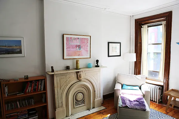 Rented by Chris Stewart, LREB | media 23