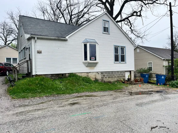 (undisclosed Address), Lowell, IN 46356