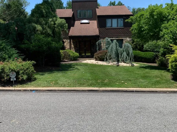 70 Hargrave Ln, Media, PA 19063