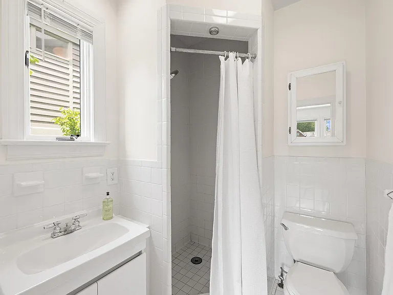 4830 Brandywine St NW — Photo 19