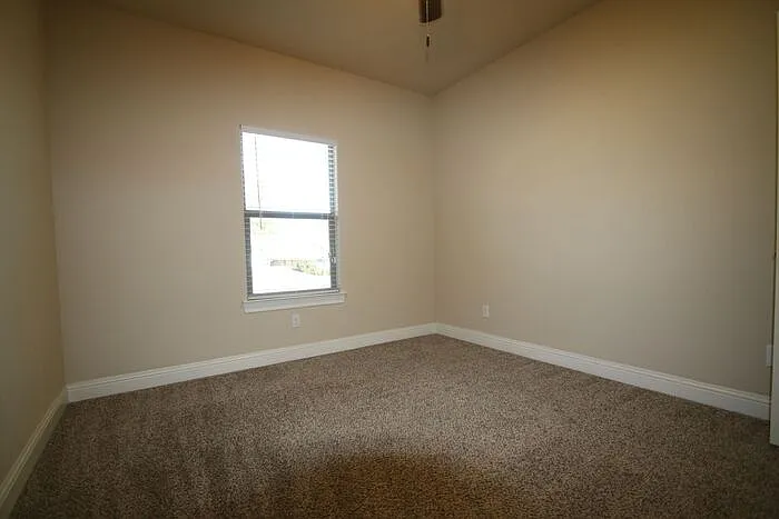 8009 Bangor Dr — Photo 21