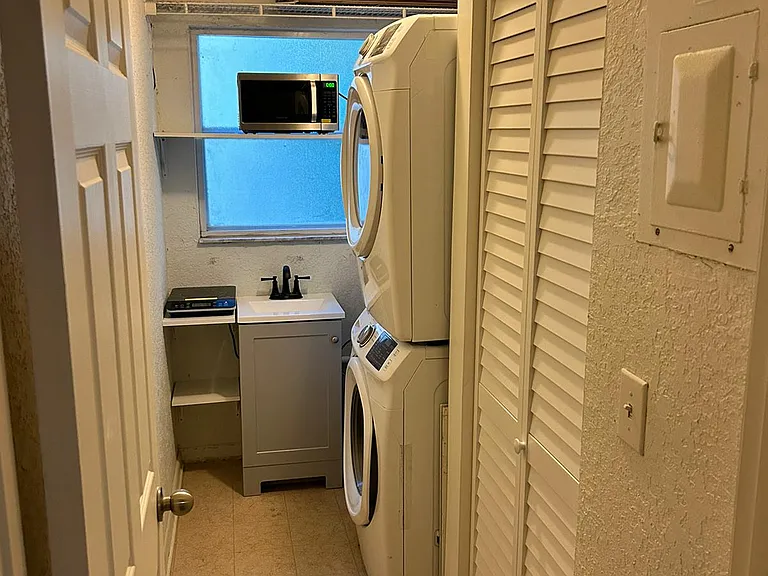 Washer/Dryer
