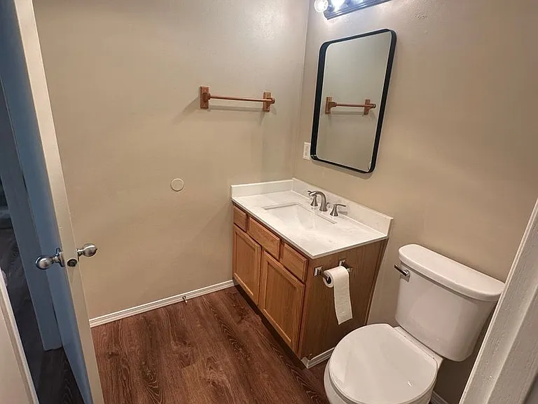 18524 Woodside Dr SE — Photo 16