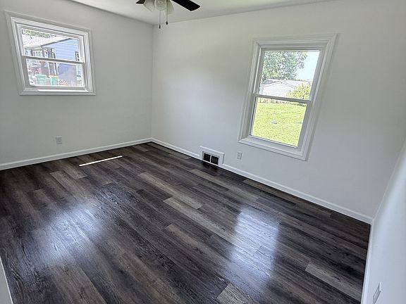 4th image of 3619 Blackberry Ln