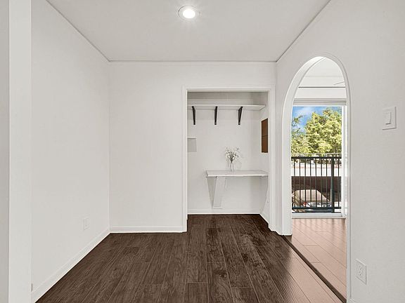 5th image of 800 Post Oak Blvd APT 59