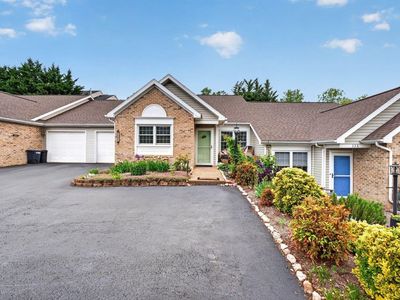 324 Emerald Dr, Harrisonburg, VA, 22801