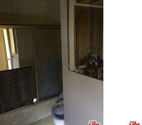 3rd image of 4849 Ocean View Blvd