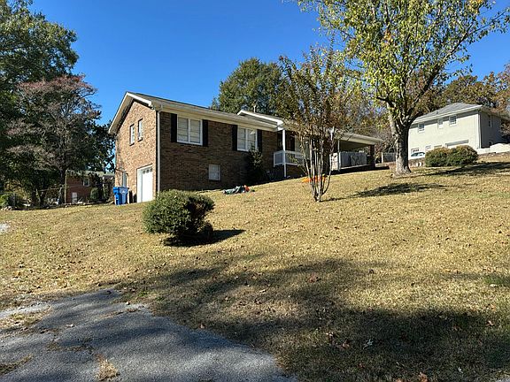 3rd image of 835 Burning Tree Trl