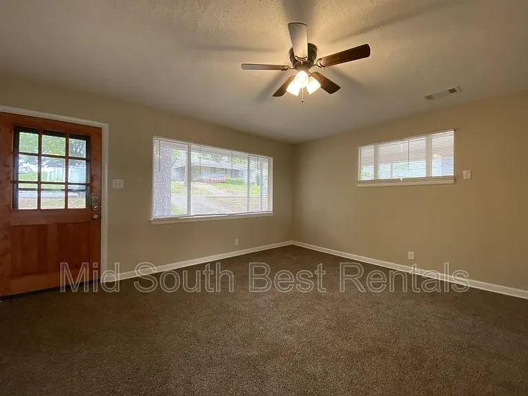 33 Purdue Cir — Photo 8