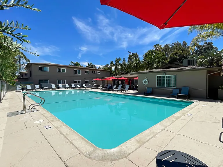 Park Grossmont — Photo 13