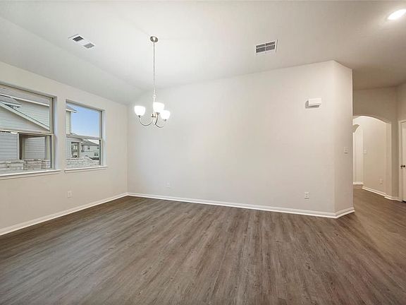 4th image of 1110 Brahma Cir