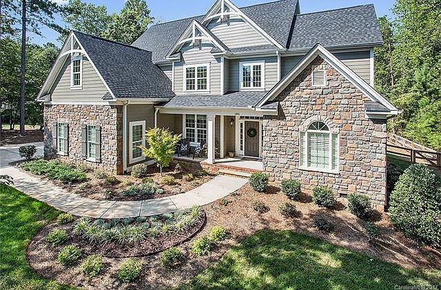 1st image of 106 Spears Creek Dr