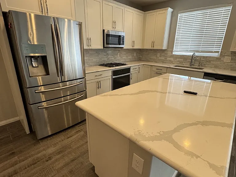 9456 Brough Ave — Photo 22
