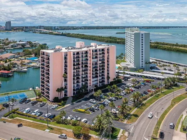 51 Island Way APT 102, Clearwater, FL 33767